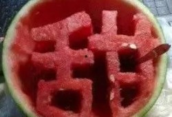 吃瓜群众黄,揭秘“吃瓜群众”黄生的瓜田奇遇