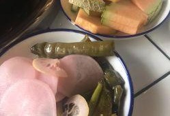 吃哈密瓜火锅,创意美食新体验