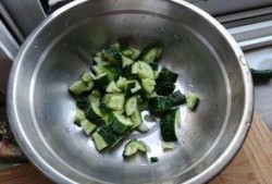 小海兔吃瓜,小海兔的瓜田奇遇记