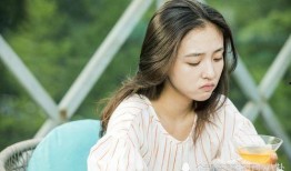 吴倩照片吃瓜,这造型太惊艳了！