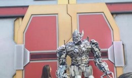 威震天吃瓜,揭秘变形金刚中的美食奇缘