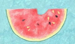 思雨学习吃瓜,解锁夏日清凉新姿势